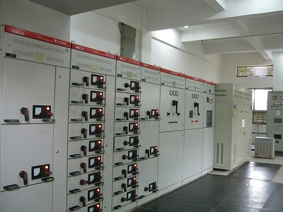 消防卷簾門(mén)控制箱價(jià)格及配電開(kāi)關(guān)控制設(shè)備概述